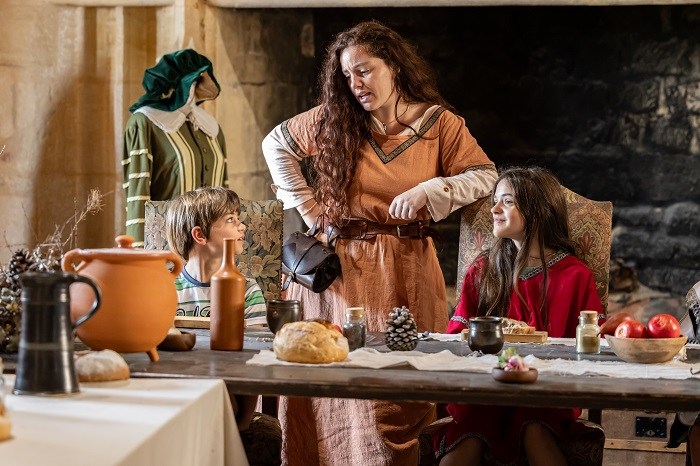 Activités enfants dordogne - Château de Biron @Déclic&Décolle